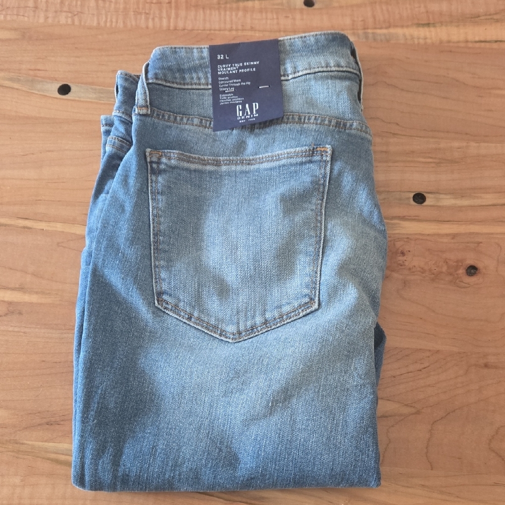 GAP Women's Denim Blue Skinny Jeans